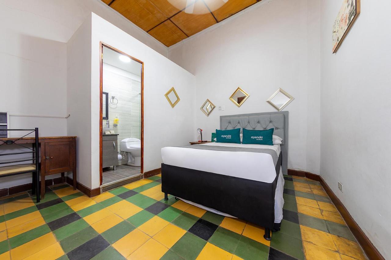 Ayenda Sarayu House Hotel Medellin Ngoại thất bức ảnh