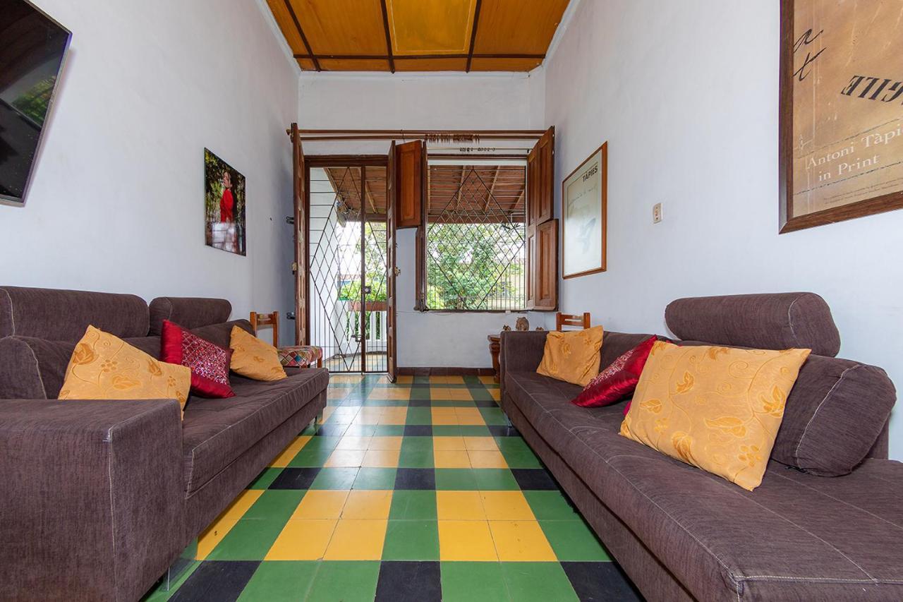 Ayenda Sarayu House Hotel Medellin Ngoại thất bức ảnh