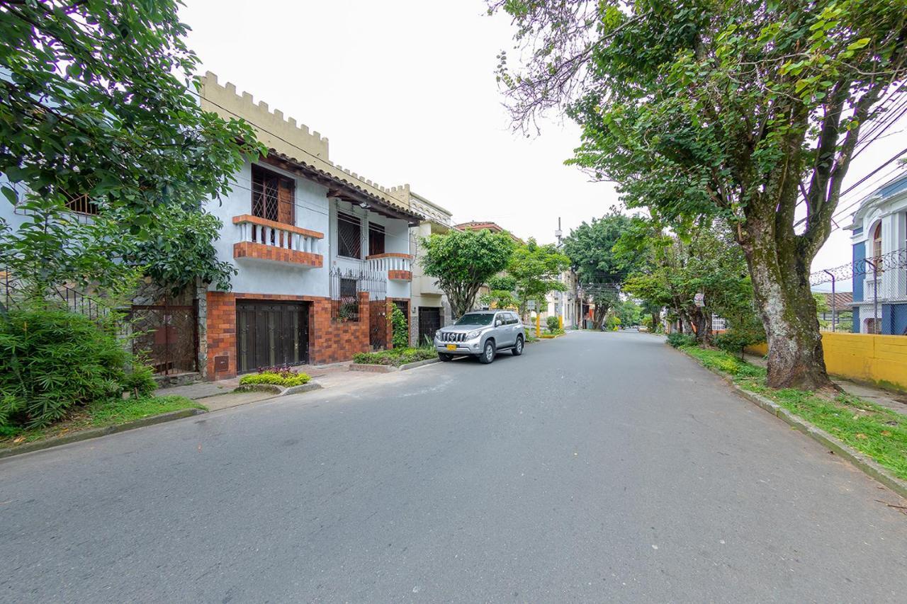 Ayenda Sarayu House Hotel Medellin Ngoại thất bức ảnh