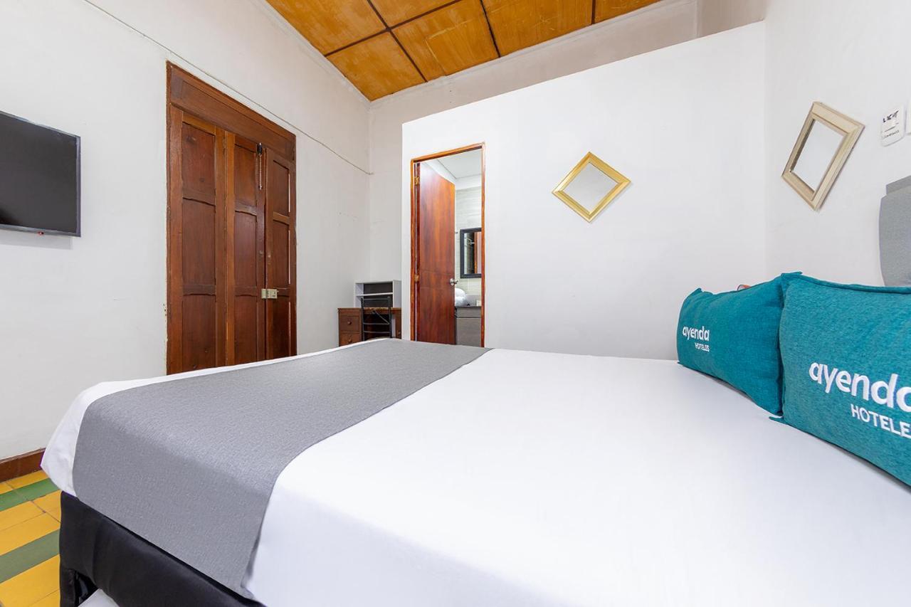 Ayenda Sarayu House Hotel Medellin Ngoại thất bức ảnh